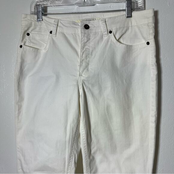 Jones New York Jeans, Size 10 Short. Mercer Bootcut. In excellent condition! - Picture 2 of 8